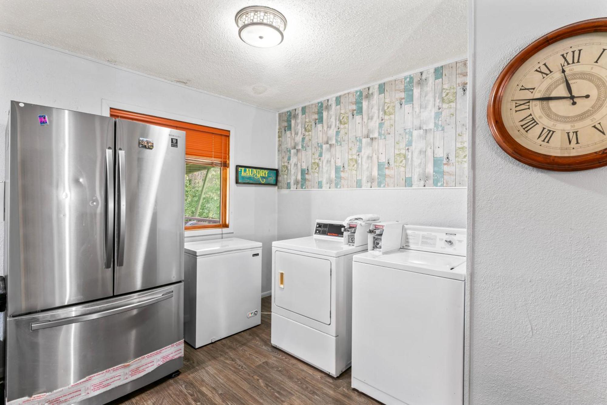 Shaligohomes Sunset Room On 6Th Ave Anchorage Bagian luar foto